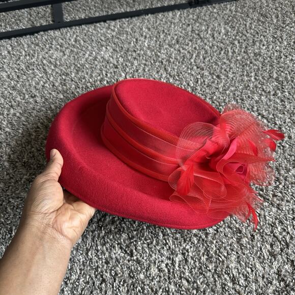 Deborah Fashions Church Derby Fascinator Hat Cap VTG Red Wool Netting Feathers - Picture 2 of 8